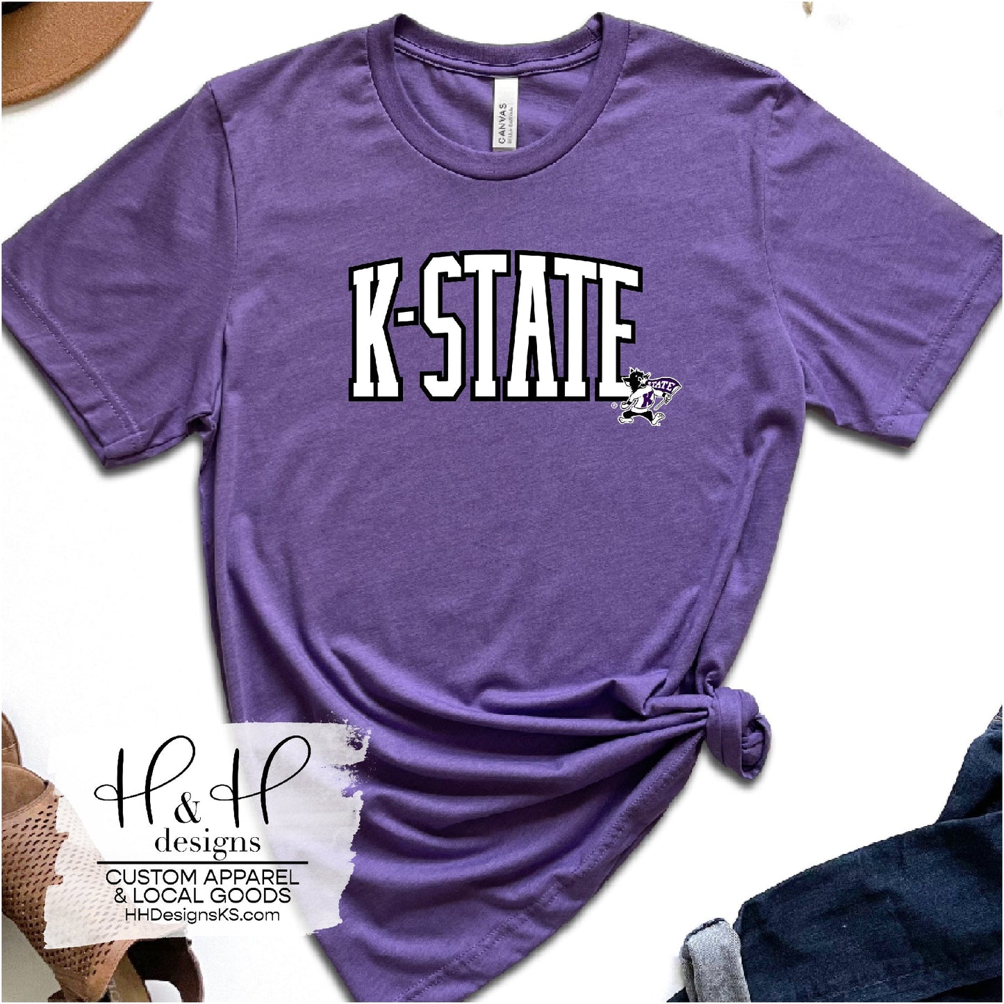 White K-State Arch with Willie ~ HHKSU137  ~ Licensed K-State Apparel