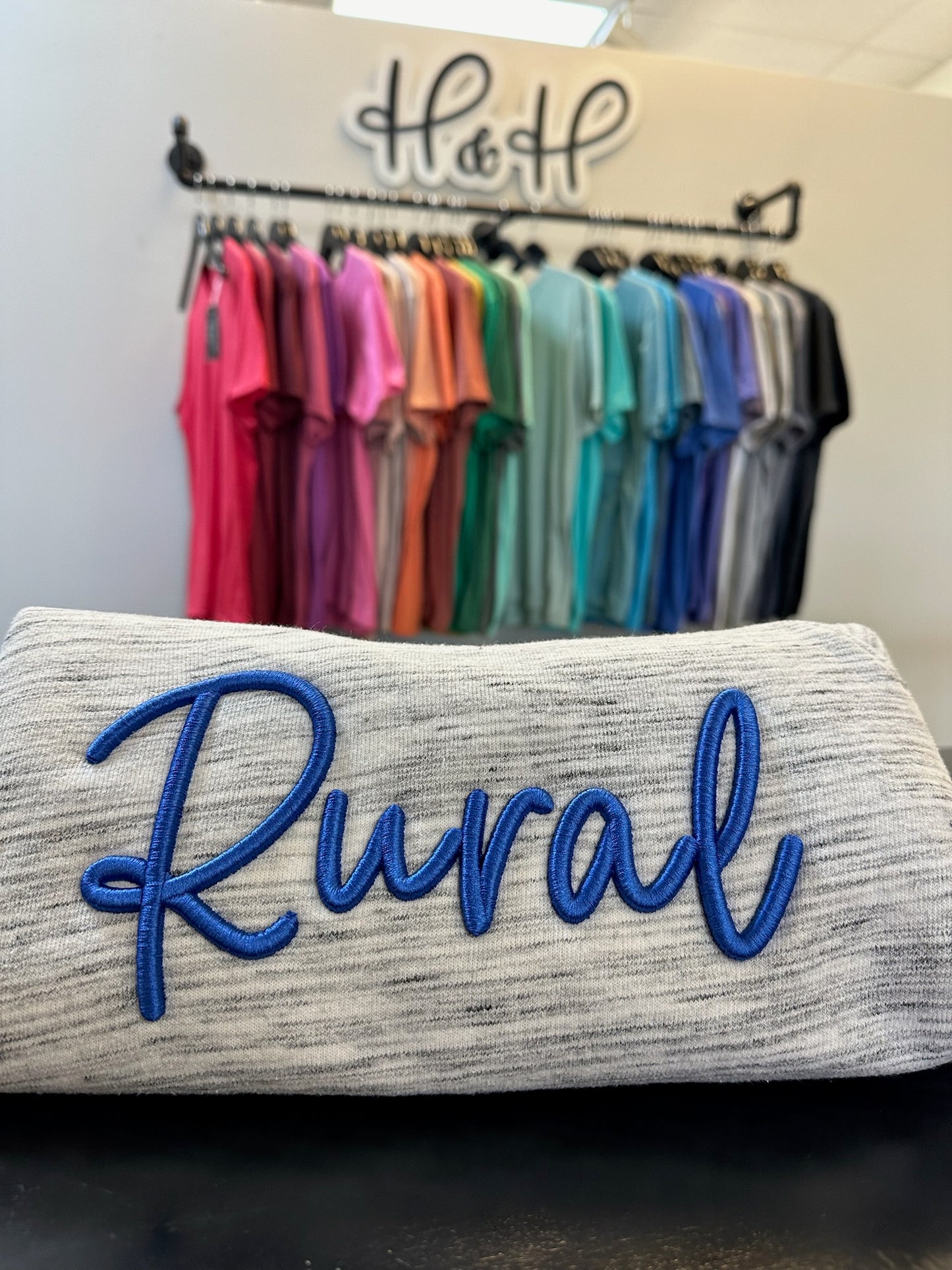 Rural Puff ~ Royal 3D Script Embroidery